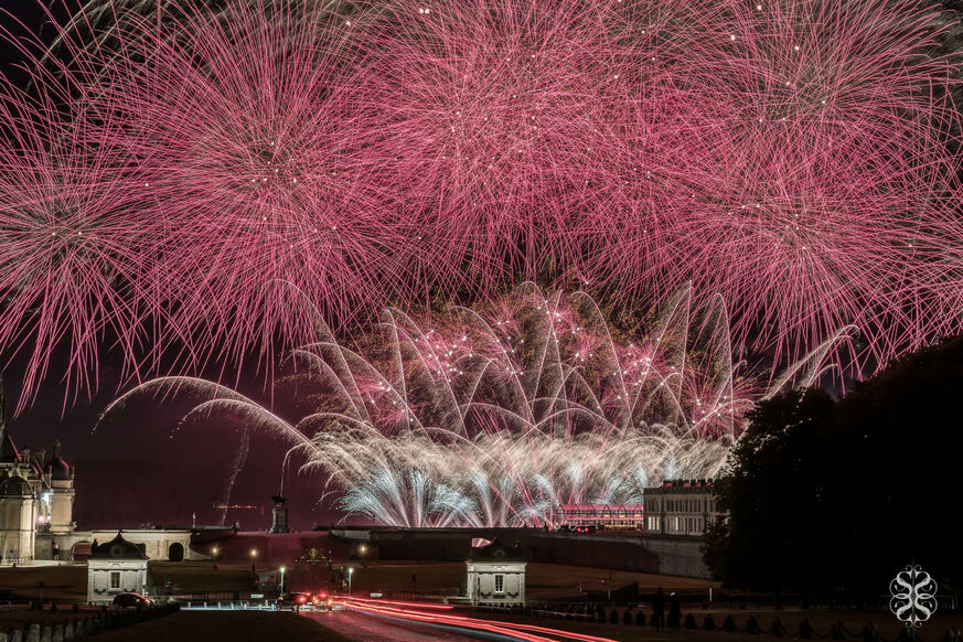 Luxury wedding planners Chantilly Fireworks | Scarlet