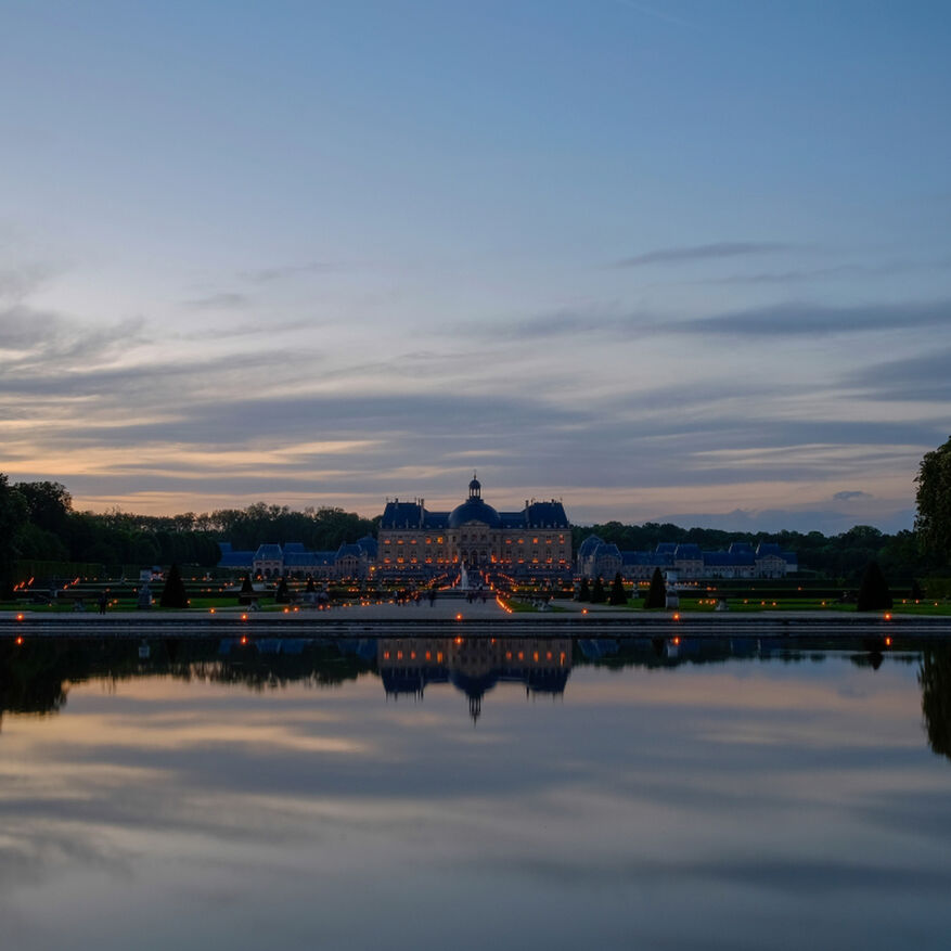 Vaux le Vicomte Wedding - Canal