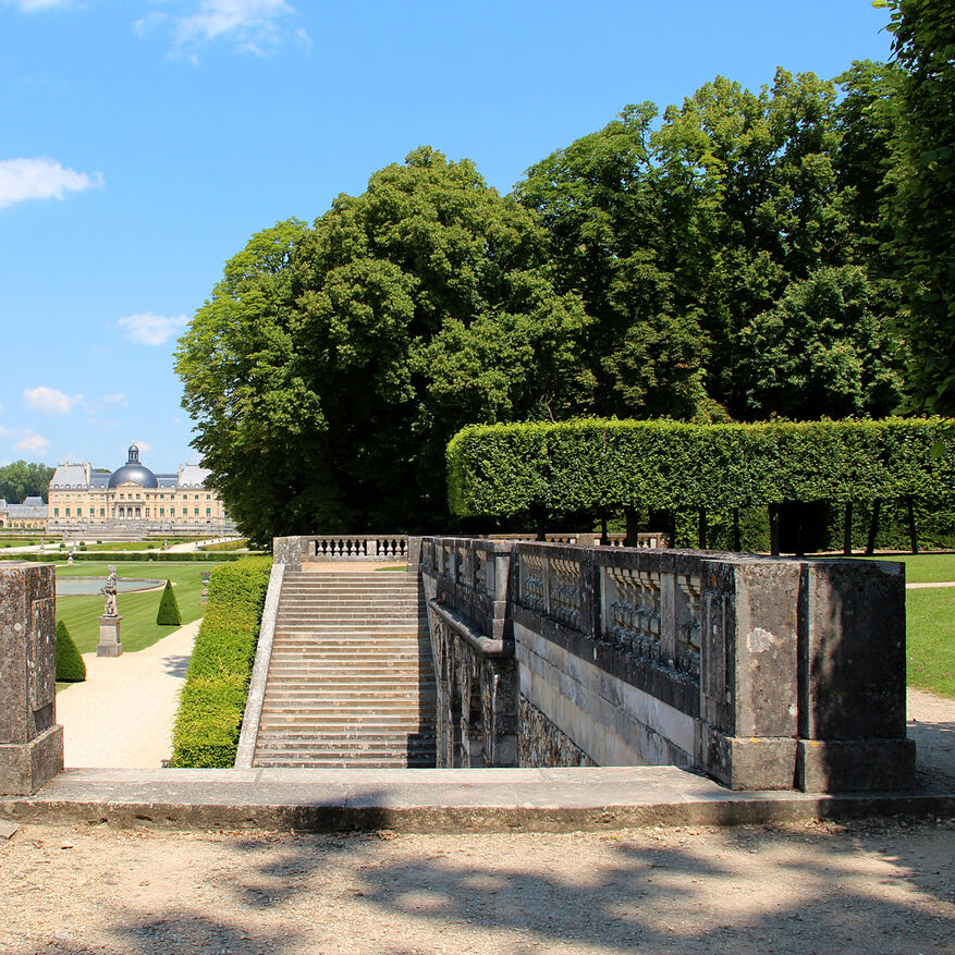 Vaux le Vicomte Wedding - Confessional