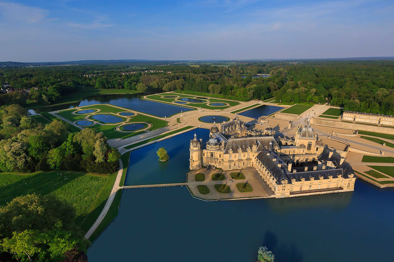 Weddings at Chateau de Chantilly